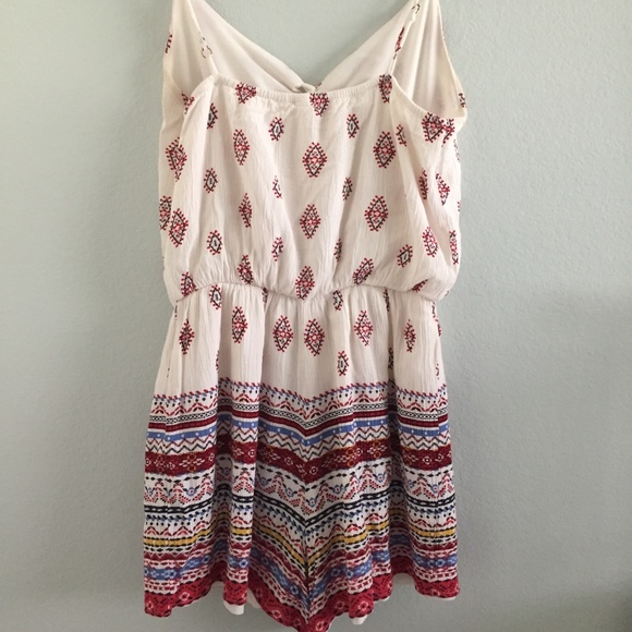 Patterned romper - Picture 2 of 4